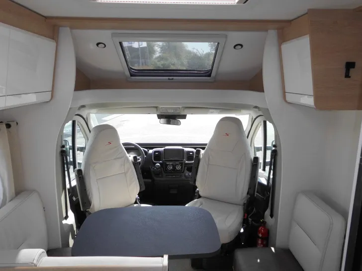 Fahrzeugbild Solifer Emotion T 690 E STARK REDUZIERT! -17.895€ #7