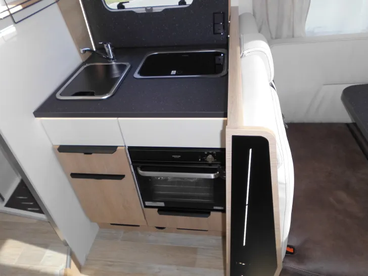 Fahrzeugbild Solifer Emotion T 690 E STARK REDUZIERT! -17.895€ #13