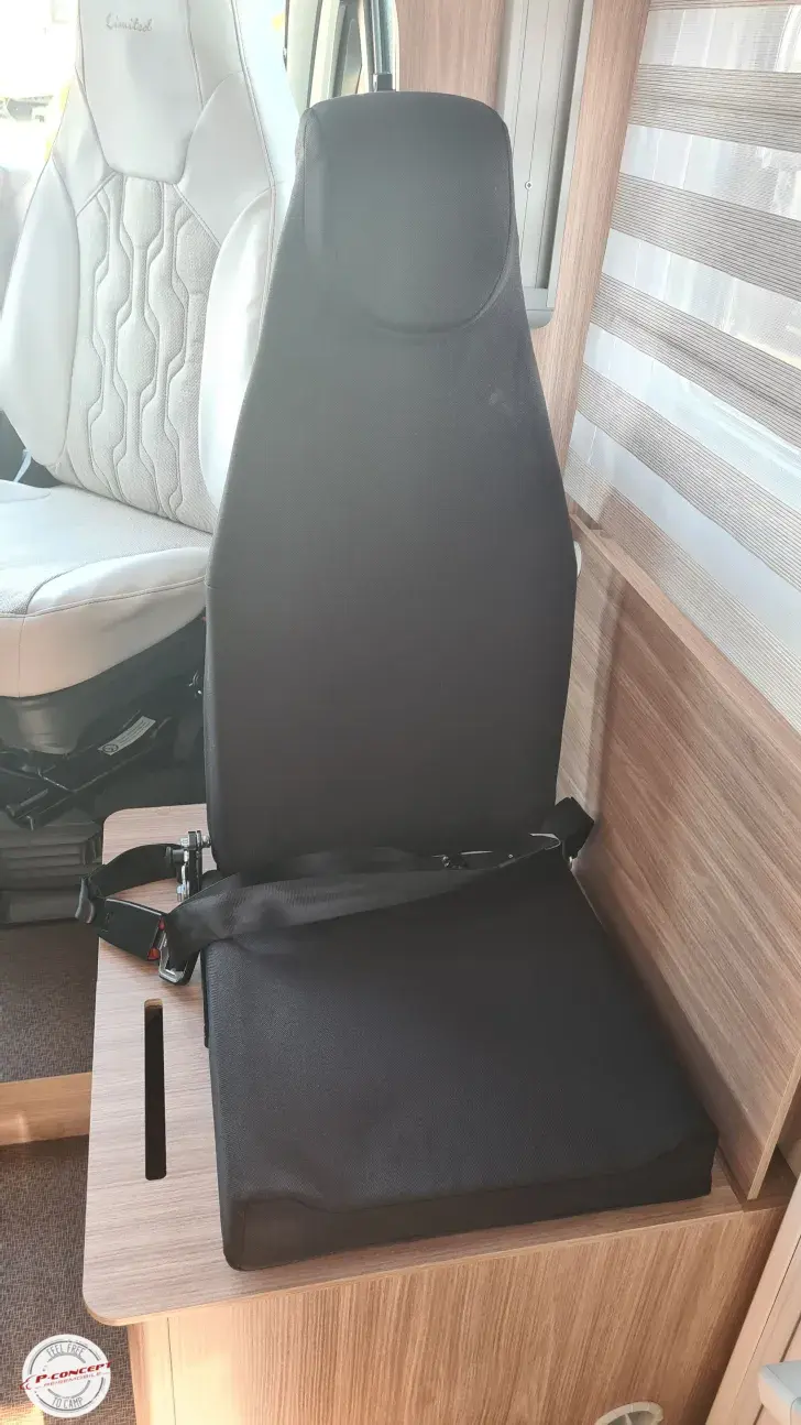 Fahrzeugbild Bürstner Limited T 660 Listenpreis 91.187€ #8