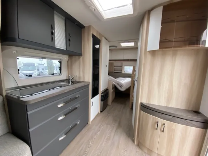 Fahrzeugbild Hobby De Luxe 515 UHK #7