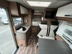 Bild 12 Weinsberg CaraCompact 600 MF EDITION [PEPPER]