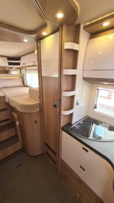 Bild 13 Carthago c-tourer I 148 LE MB