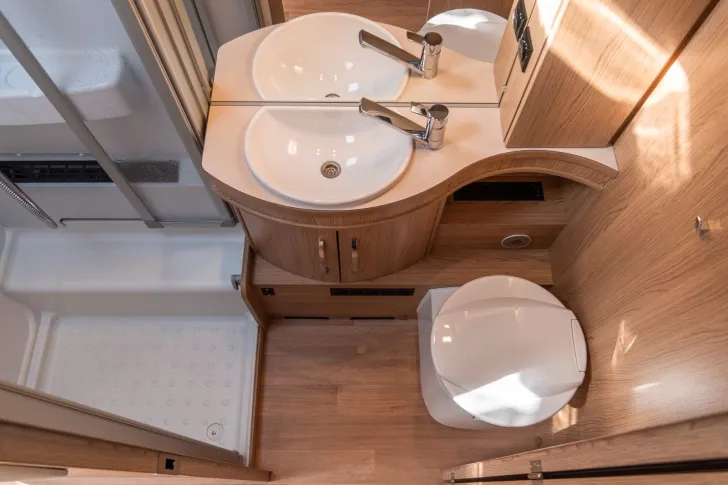 Fahrzeugbild LMC Exquisit VIP 695 *Queensbett*ALDE*Dachklima #18