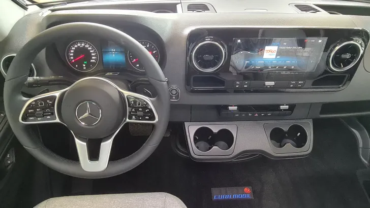 Fahrzeugbild Eura Mobil Profila T 696 EB #8