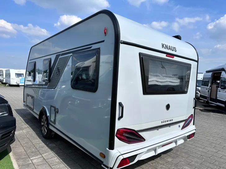 Fahrzeugbild Knaus Südwind 460 EU 60 Years #8