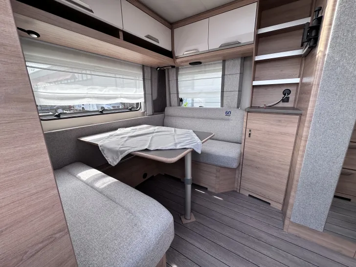 Fahrzeugbild Knaus Südwind 460 EU 60 Years #10