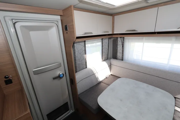 Fahrzeugbild Knaus Sport 450 FU #9