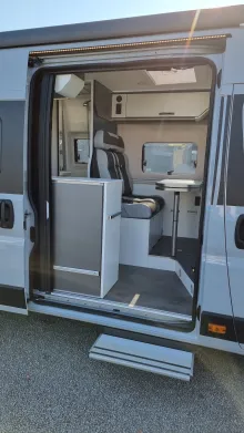 Fahrzeugbild Mooveo VAN 63EB Automatik, Dieselheizung #6