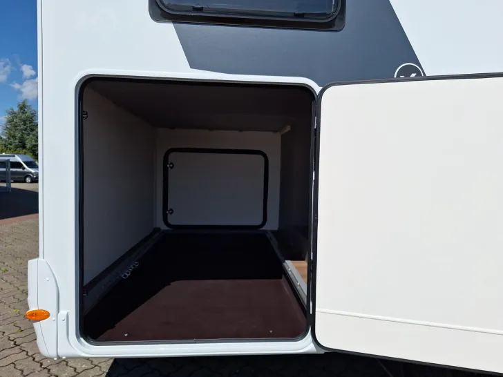 Fahrzeugbild Etrusco A 7300 DB Chassis NAVI RFK MARKISE #6