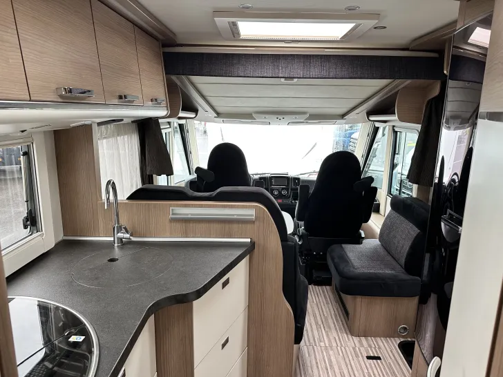 Fahrzeugbild Malibu I 460 #9
