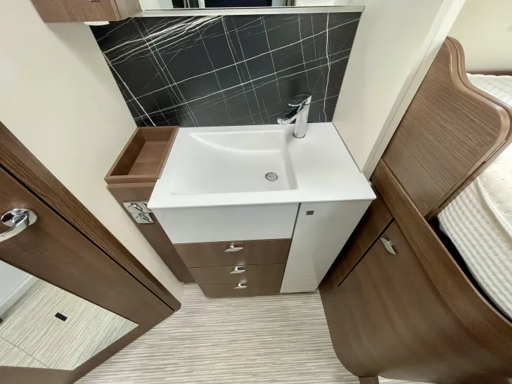 Fahrzeugbild Bürstner Elegance I 910 G #11