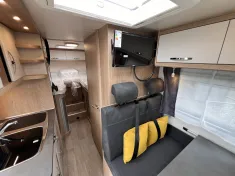 Bild 12 Hobby Optima ONTOUR Edition F V65 GE Markise, Sat, Navi und Kamera