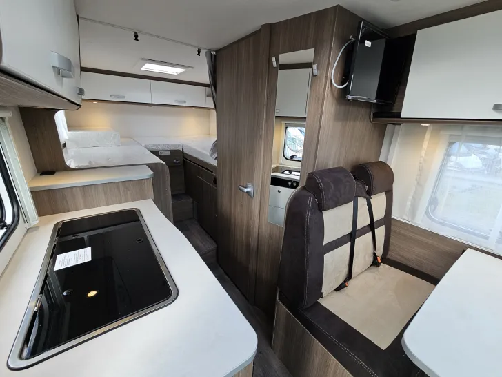 Fahrzeugbild Carado VAN V337 Pro #15