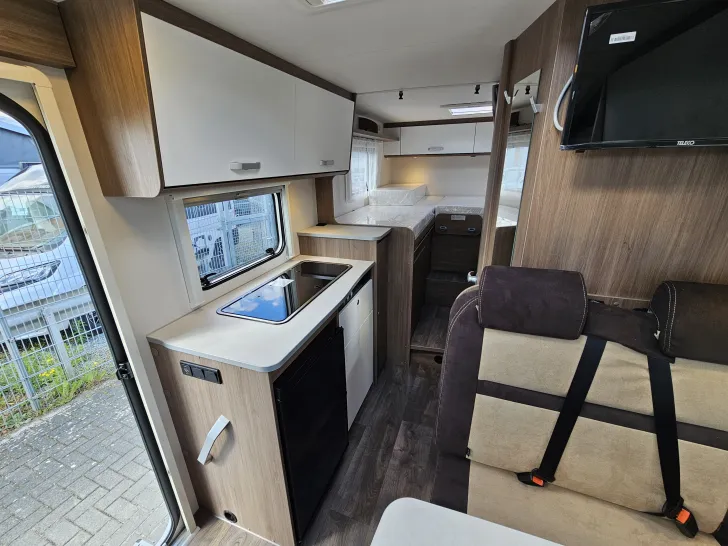 Fahrzeugbild Carado VAN V337 Pro #17