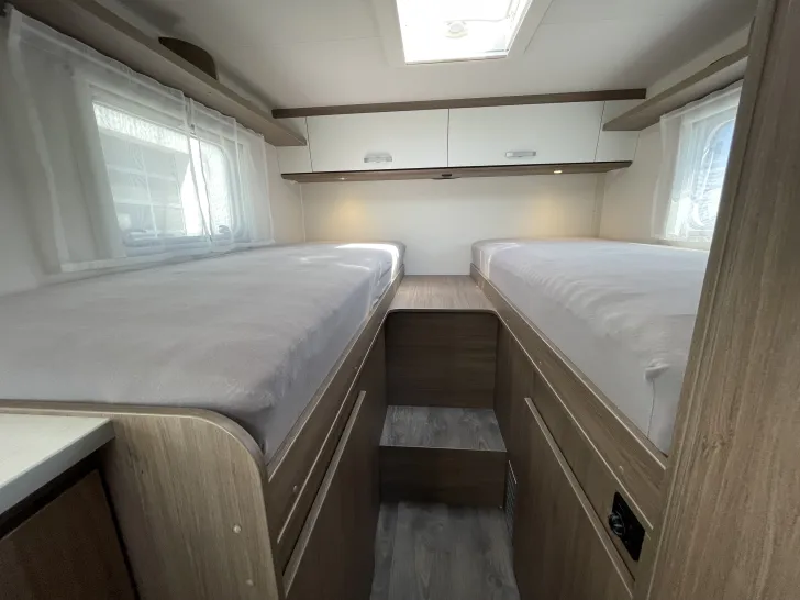 Fahrzeugbild Carado VAN V337 Pro #37