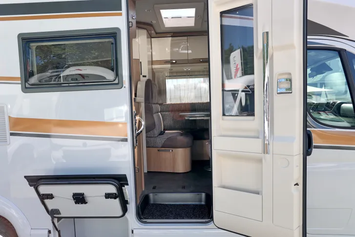 Fahrzeugbild Malibu T 430 LE Touring #6