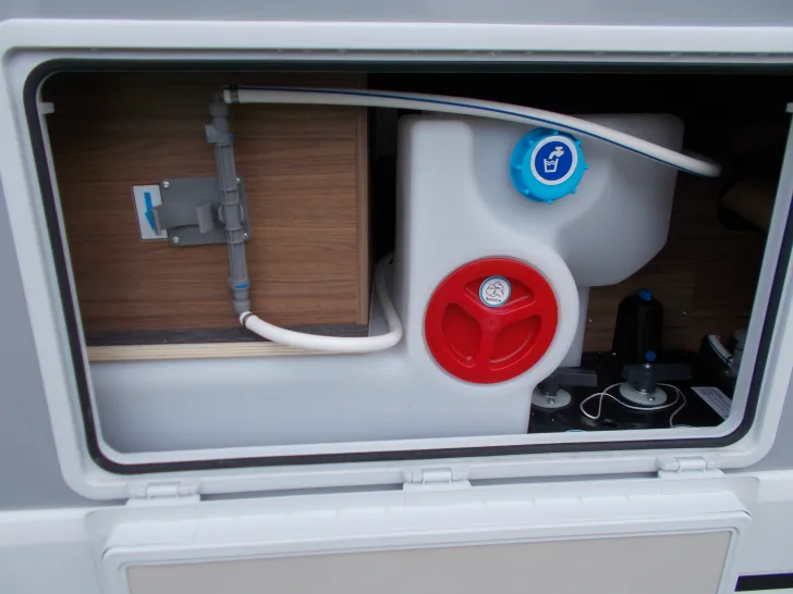 Fahrzeugbild Knaus VAN WAVE 640 MEG VANSATION Mit Hubbett #13