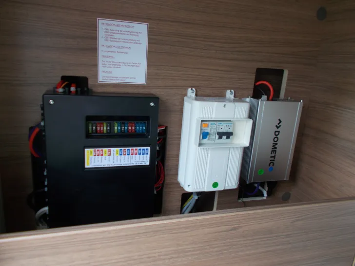 Fahrzeugbild Knaus VAN WAVE 640 MEG VANSATION Mit Hubbett #29