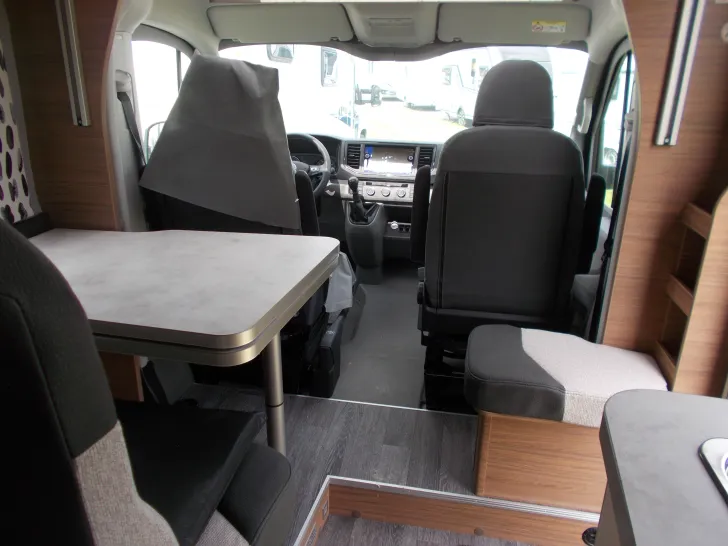 Fahrzeugbild Knaus VAN WAVE 640 MEG VANSATION Mit Hubbett #16