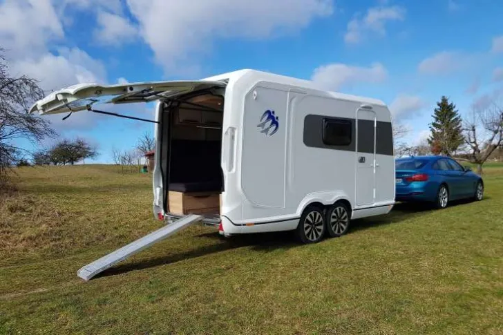 Fahrzeugbild Knaus Deseo 400 TR #5