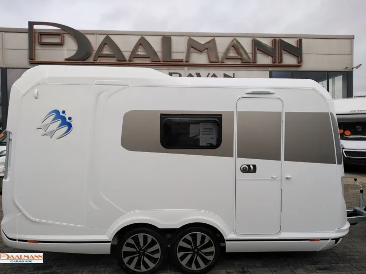 Fahrzeugbild Knaus Deseo 400 TR #1