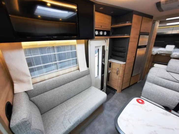 Fahrzeugbild Dethleffs Globetrotter XXL A 9000-2 EB #7