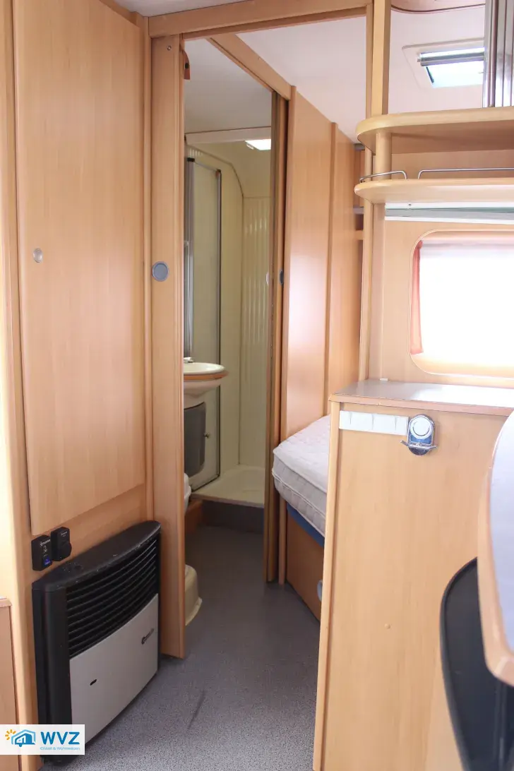 Fahrzeugbild Dethleffs New Line 460 DB Tüv- und Gasprüfung neu #12