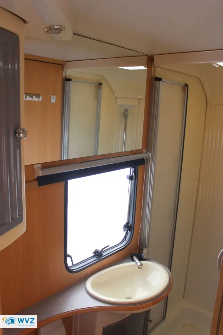 Fahrzeugbild Dethleffs New Line 460 DB Tüv- und Gasprüfung neu #15
