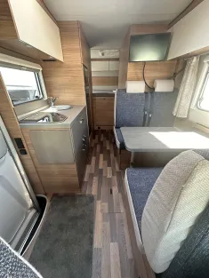 Bild 6 Weinsberg CaraHome 650 DG Mietfahrzeug 2025