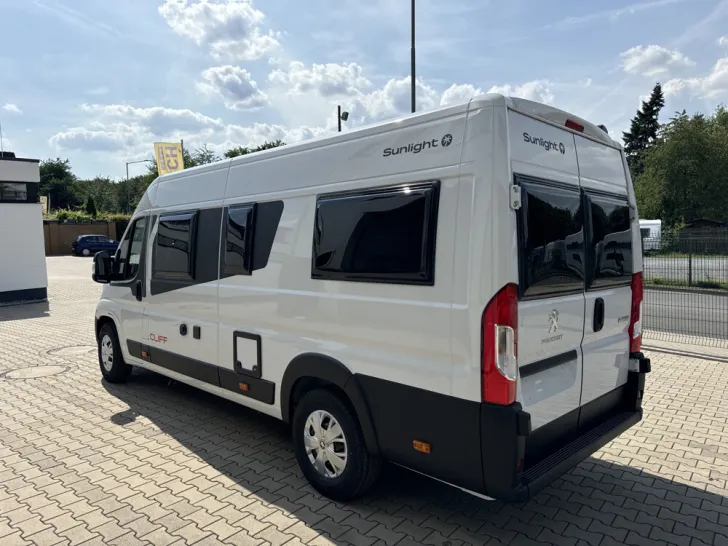 Fahrzeugbild Sunlight Camper Van Cliff 640 #3