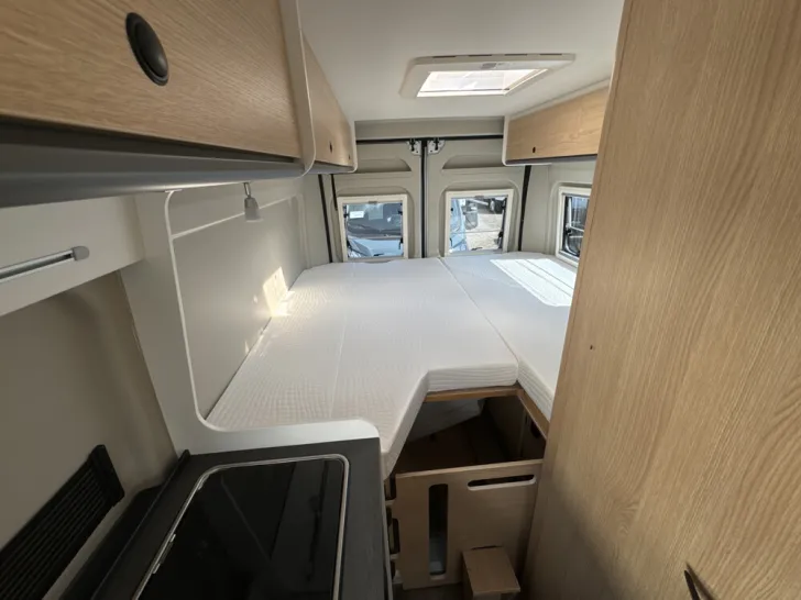 Fahrzeugbild Sunlight Camper Van Cliff 640 #10