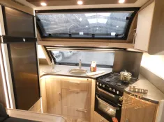 Bild 15 Kabe Imperial 780 TDL FK KS E8