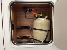 Bild 26 Weinsberg CaraSuite 650 MEG -UVP 85.802  - Ford Automatik-Litthium