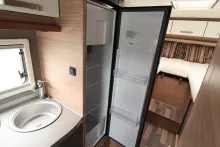 Fahrzeugbild Weinsberg CaraCompact EDITION PEPPER Suite 640 MEG Licht&Sicht, Hot Pepper, Autom #12