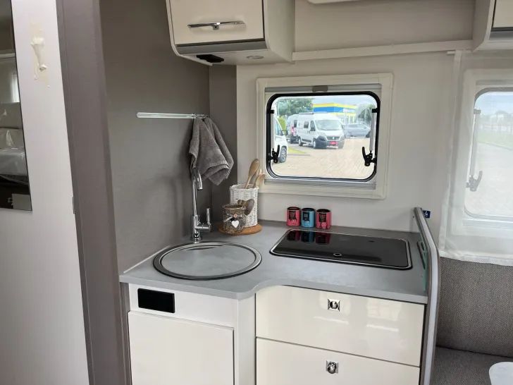 Fahrzeugbild Etrusco T 7.3 SCF #11