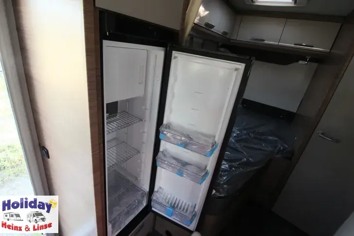 Fahrzeugbild Knaus L!VE WAVE 650 MF 140 PS Schalter #11