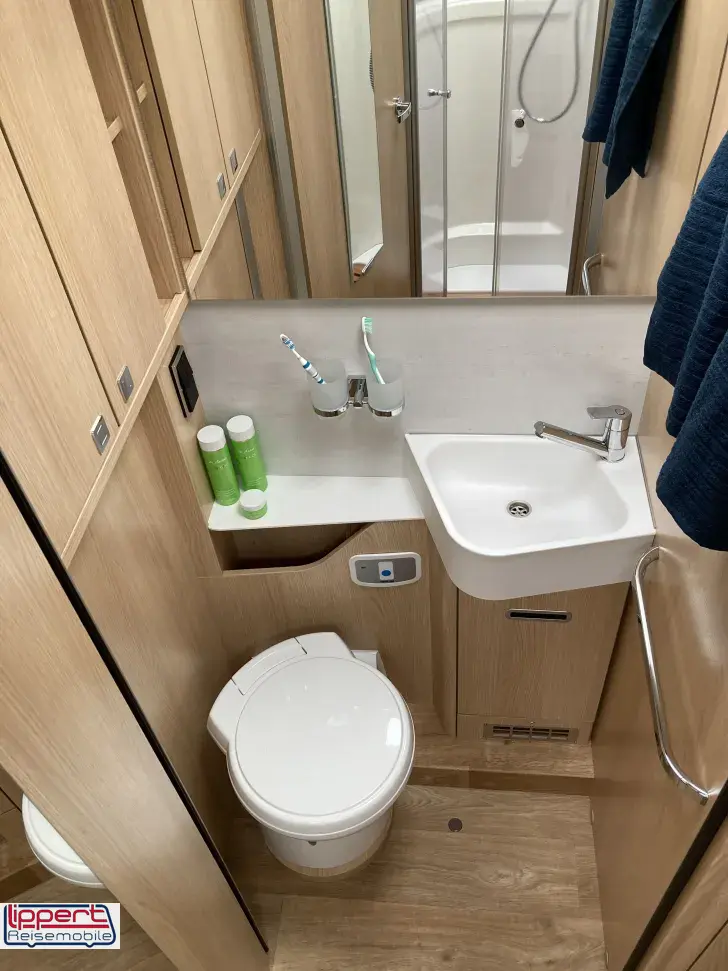 Fahrzeugbild Hymer B-Klasse MC T 680 Warmwasserheizung ALDE #13