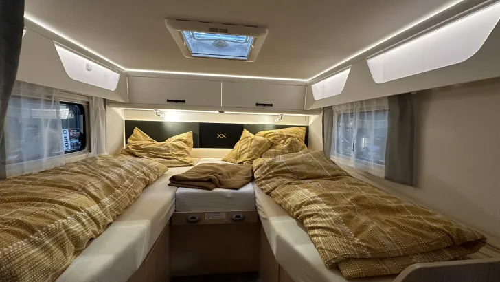 Fahrzeugbild Sunlight T 68 XX #5