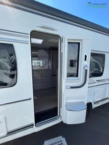 Fahrzeugbild Fendt Tendenza 515 SG Rollrost / Markise / Fliegenschutztür #6