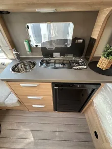 Fahrzeugbild Knaus Südwind 450 FU 60 YEARS #8