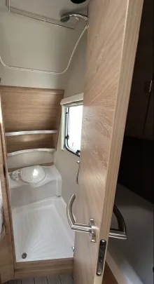 Fahrzeugbild Knaus Südwind 450 FU 60 YEARS #10