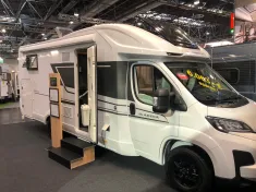 Bild 3 Adria Matrix Axess 670 SL AHK, Klima, Solar, L-Din.