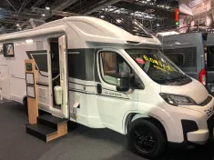 Bild 1 Adria Matrix Axess 670 SL AHK, Klima, Solar, L-Din.