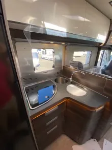 Fahrzeugbild Laika Ecovip H 3119 #12