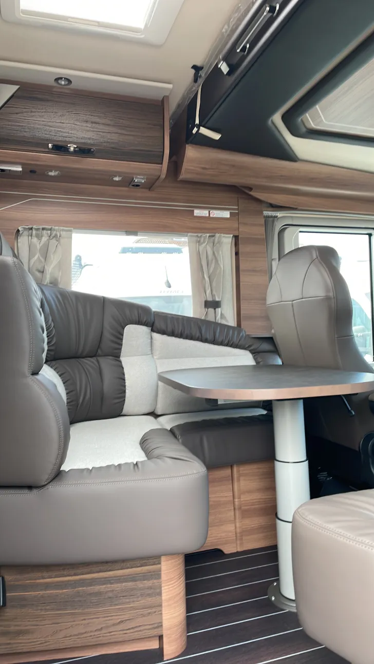 Fahrzeugbild Knaus Sun I 700 LEG #6