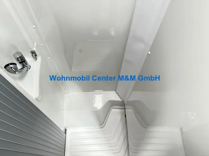 Fahrzeugbild Knaus Sky TI 650 MEG Platinum Selection 2024 Standklim #11