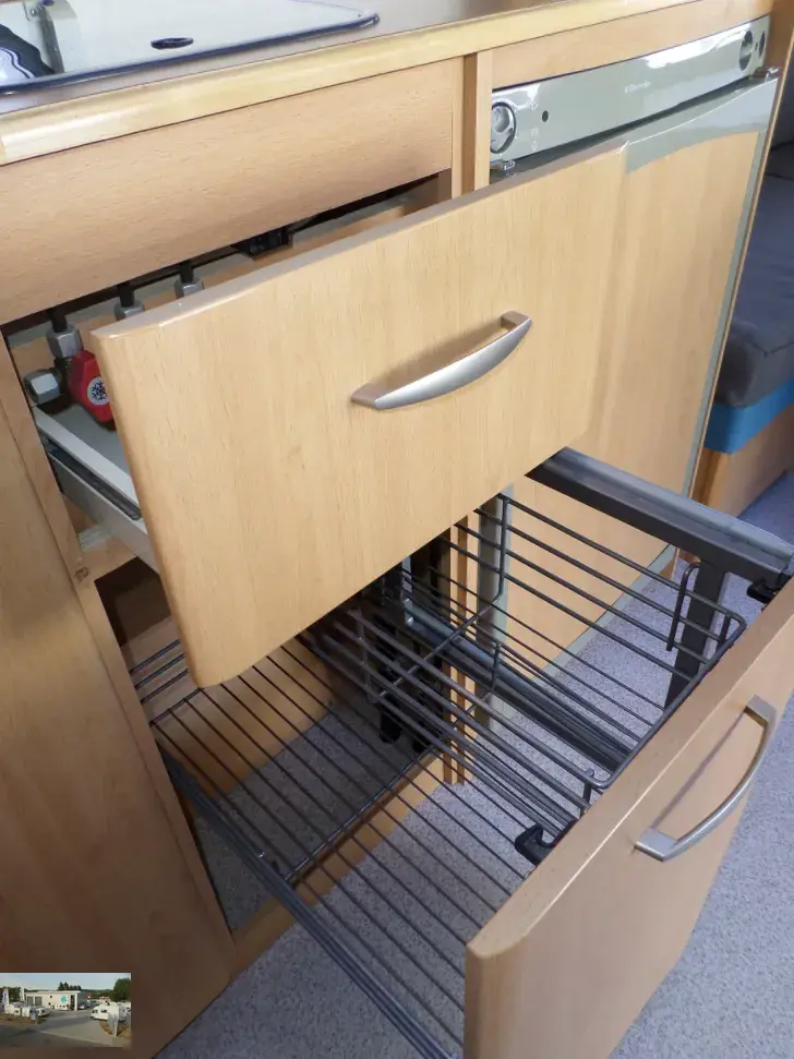 Fahrzeugbild Knaus Südwind 500 TF Nr. 93 - franz. Bett, RSG #13
