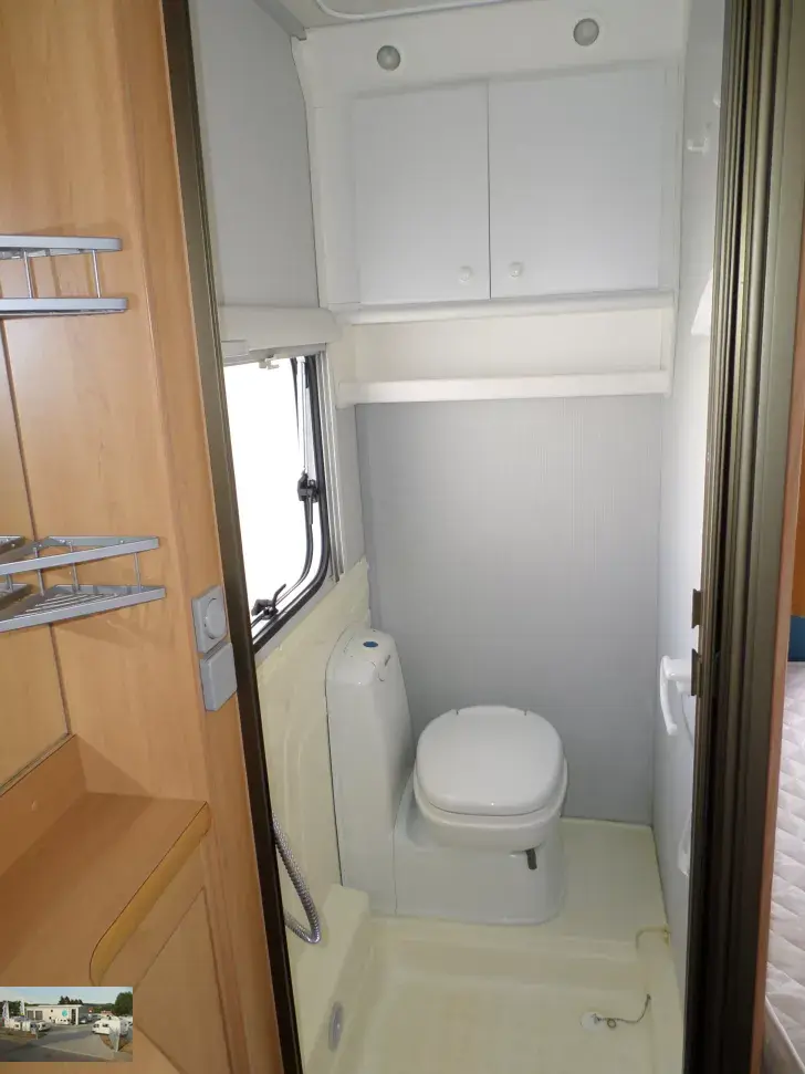 Fahrzeugbild Knaus Südwind 500 TF Nr. 93 - franz. Bett, RSG #25