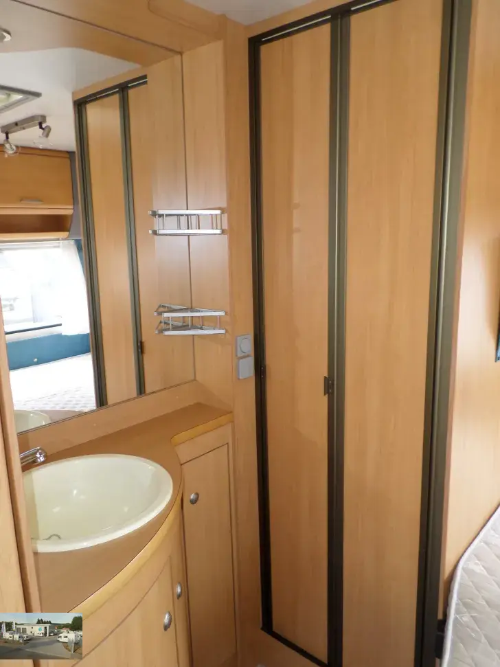 Fahrzeugbild Knaus Südwind 500 TF Nr. 93 - franz. Bett, RSG #26