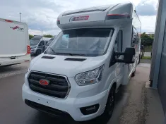 Bild 3 Challenger Teilintegriert 260 Graphite Ultimate ++ Arctic-Paket